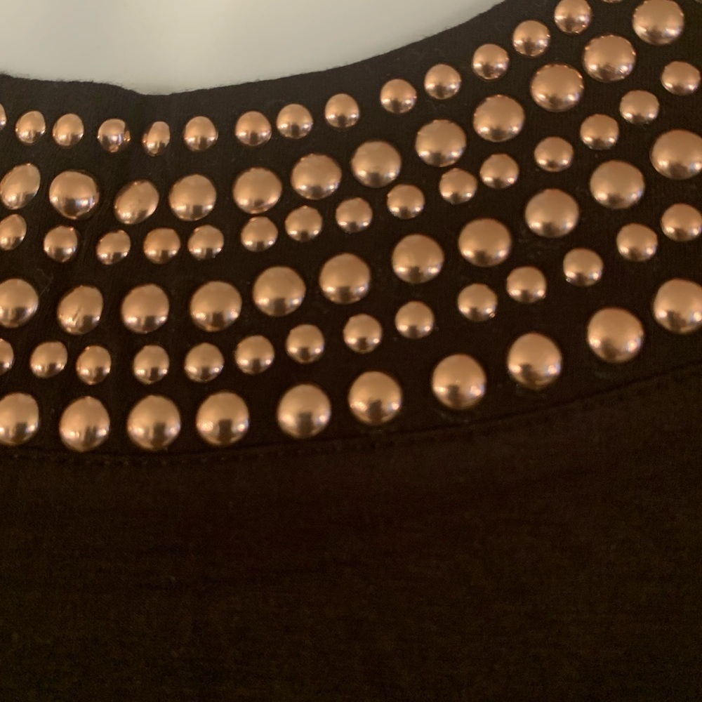 STUDDED FASHION TOP - Picture 3 of 4